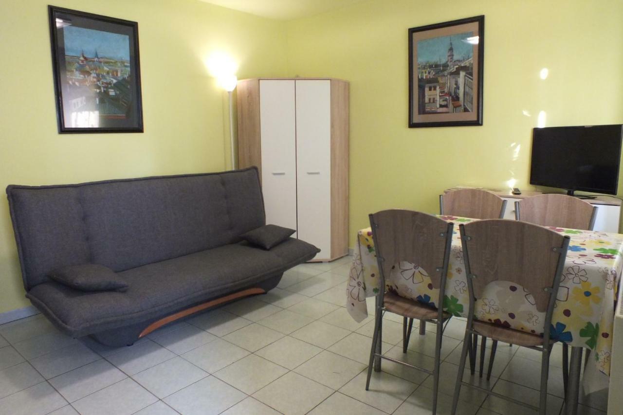 Pod Bastionem Appartement Zamość Buitenkant foto