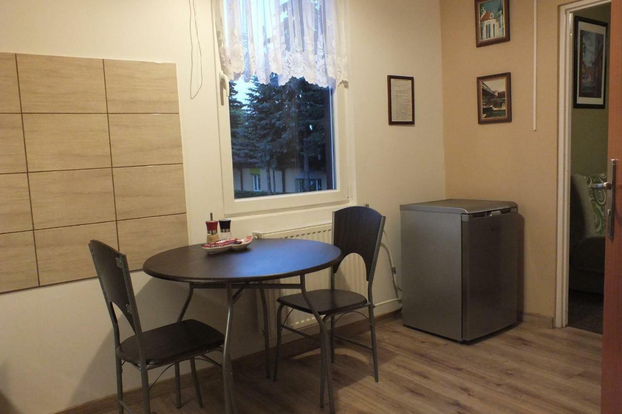 Pod Bastionem Appartement Zamość Buitenkant foto